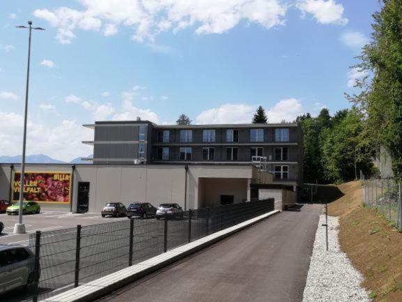 Stunning Woerthersee Holiday Home Sekull Exterior photo